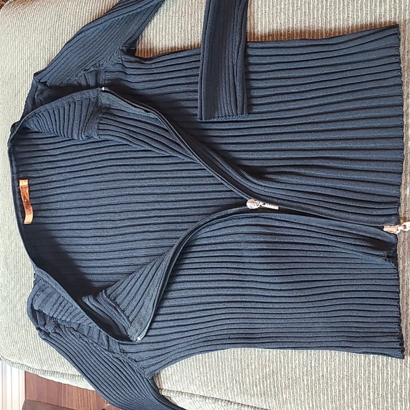 Belldini Ribbed Full Zip Sweater - Picture 14 of 14